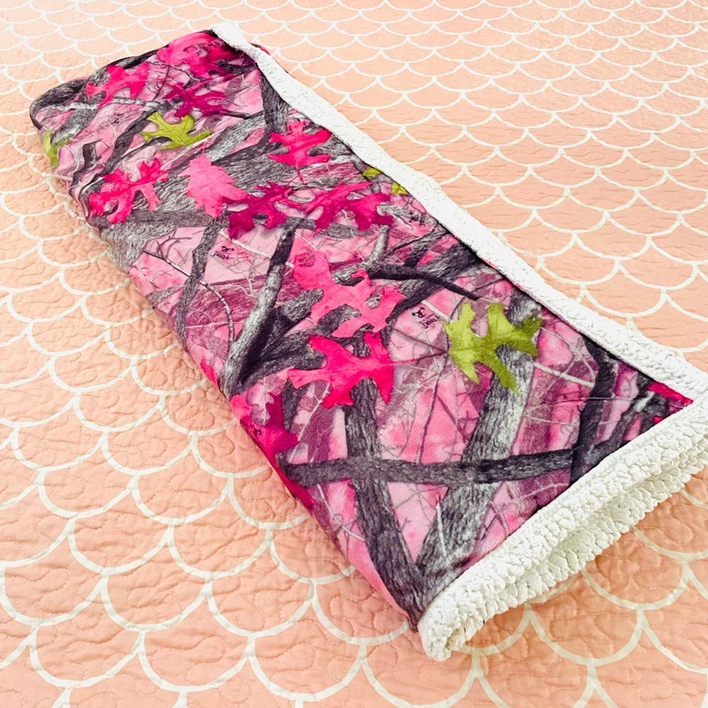 True Timber Camo Pink Camo Blanket